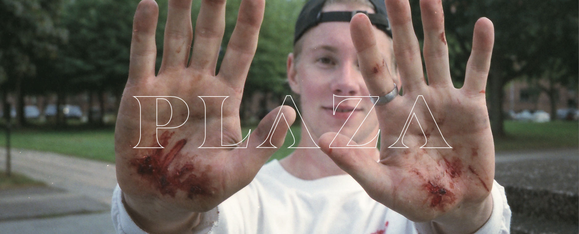 Indlæs video: Plaza Skateshop video med hele teamet